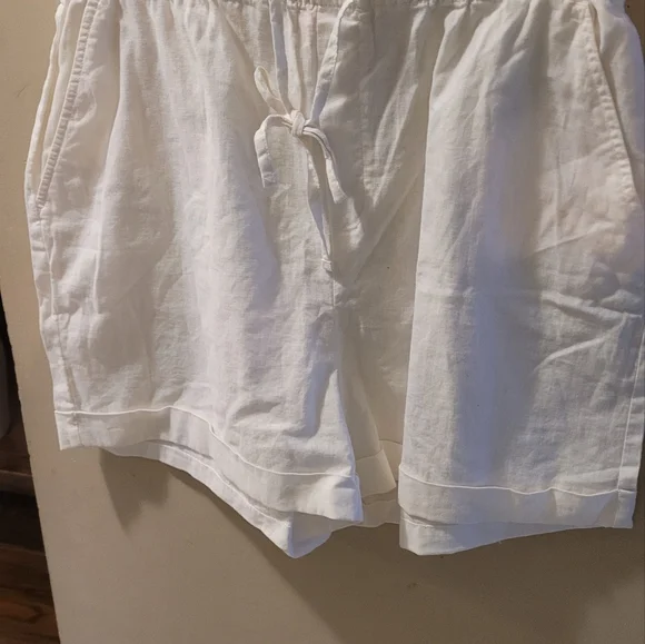 Joe Fresh White Ladies Shorts - Picture 3 of 7